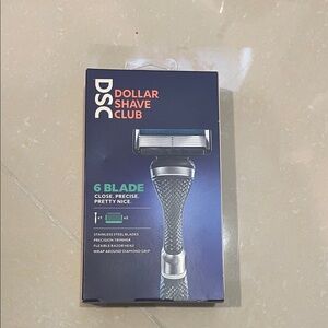 Dollar Shave Club 6 Blade Razor - Black and Silver